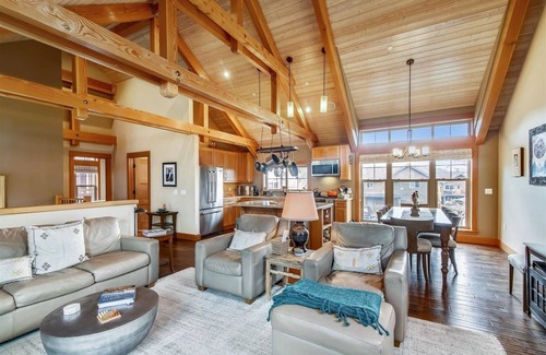 Tolovana Park Casa | The Lodges D-1 - Beachcomber Vacation Homes
