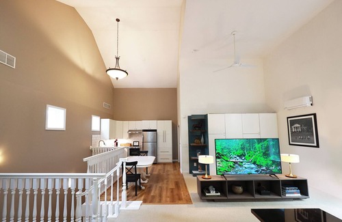 Columbus Casa | La residencia del desván en Brookside