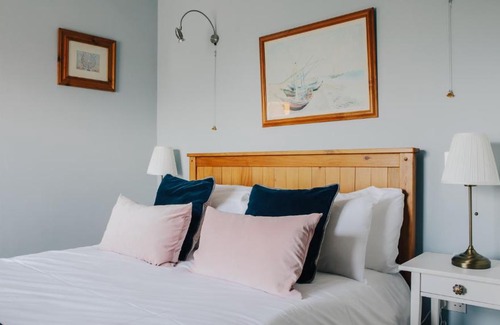 Pontcanna Apartamento | The Loft at 82 Cathedral with Parking