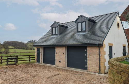 Crich Cabaña | The Loft at Amber View