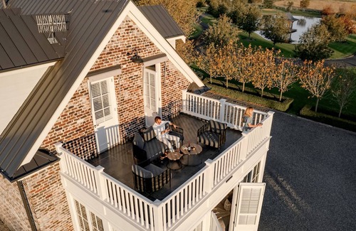 Berry Casa | The Loft at Linnaeus Farm Berry - by Linnaeus Collection