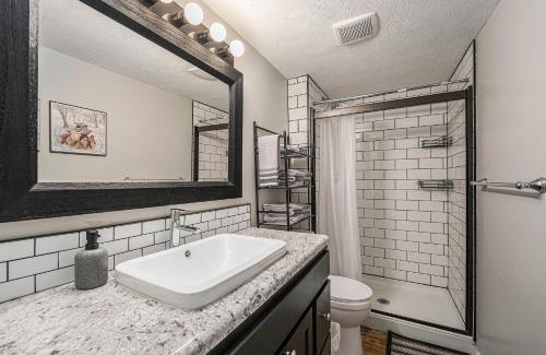 John Ball Park Apartamento | The Loft Life - Modern Corporate Housing