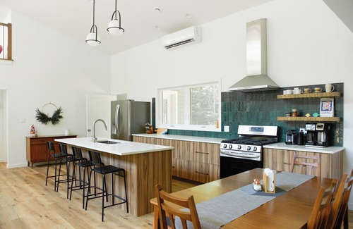 Selkirk Casa | The Loft on Birch Lane