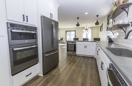 Walla Walla Apartamento | The Loft on Birch, Downtown Walla Walla, elegante condominio industrial moderno