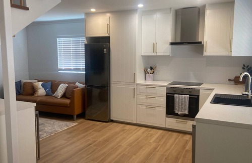 Jurien Bay Casa | The LoftA beautifully renovated cosy cottage, this charming little loft is the perfect mix of Hampto