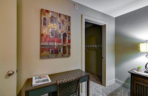 Clarksville Apartamento | The Lofts of Downtown (540 N 2nd St, #106)