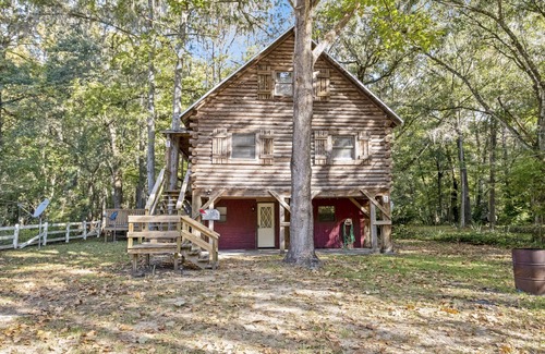 Nobleton Casa | The Log Cabin