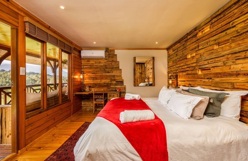 Stellenbosch Casa | The Log Cabin