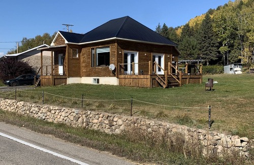 Saint Aime Des Lacs Casa | The log driver's rest. Cozy chalet near Haute George and near the ski center
