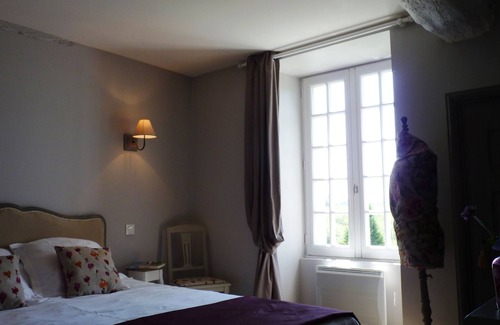 Saint-Etienne-en-Cogles Casa | El Logis: entre Saint Malo y Mont Saint Michel en la mansión Vaugarny