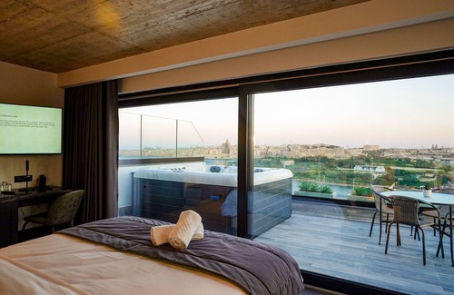 Sliema Hotel | The Londoner Hotel Sliema