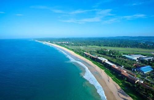 Koggala Hotel | The Long Beach Resort & Spa