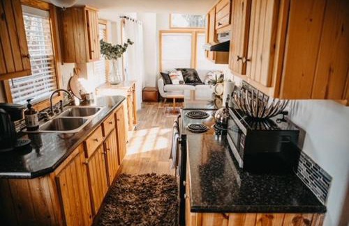 Austin Casa | The Longhorn Cabin - Cabins at Rim Rock