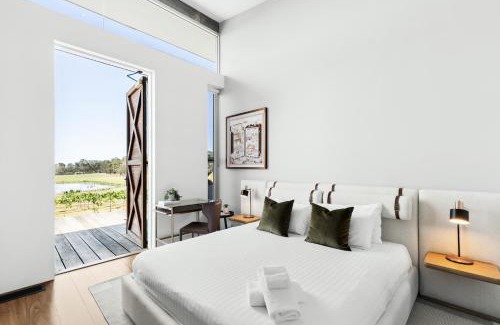 Pokolbin Villa | The Longhouse - Suite 2