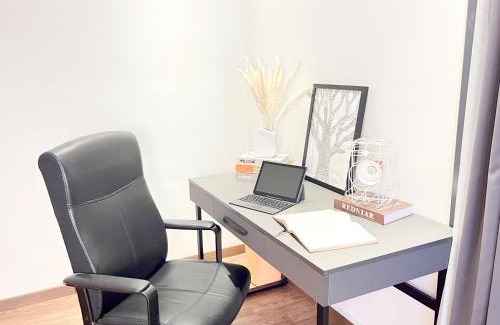 Taman Bukit Pantai Apartamento | The Lonsdale - Bangsar Trade Centre