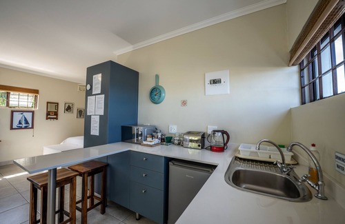 West Bank Casa | The Lookout Guest House