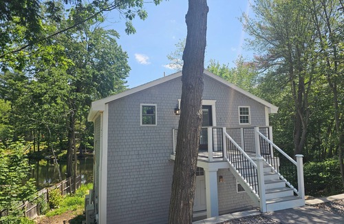 Windham Casa | The Lookout on Pettingill Pond - waterfront house, 5 min from Sebago Lake!