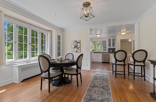 Manito Casa | The Lorraine at the Lilac Garden in Manito Park