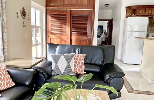 El Frances Apartamento | Frente al mar, vista al mar 2 dormitorios, 2 baños, aire acondicionado, condominio