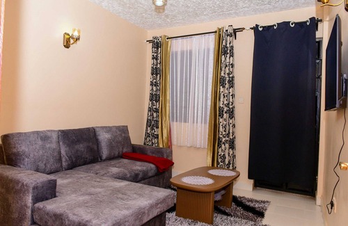 Embu Apartamento | The Lotus Stay-in: Cosy one bedroom in Embu near Java Blue and KSG