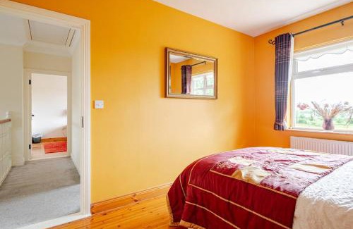 Mohill Casa | The Loughrin Suite