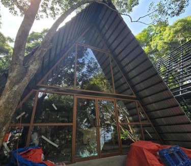 El Nido Chalet De Esquí | The Love Triangle - Glamping at Karuna El Nido