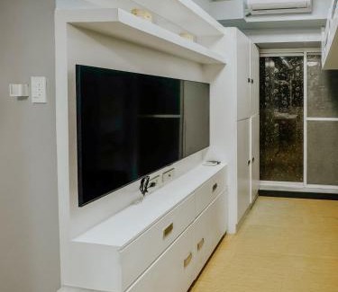 Ermita Apartamento | The Luneta Suites at Torre De Manila