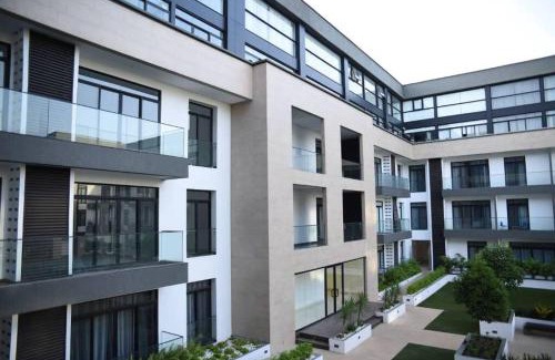 Cantonments Apartamento | The Luxe - @ Embassy Gardens Cantonments
