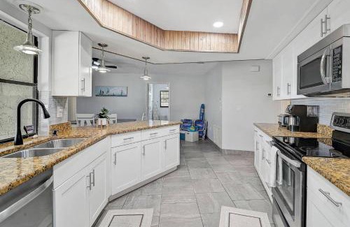 Whitfield Casa | The Luxe Oasis
