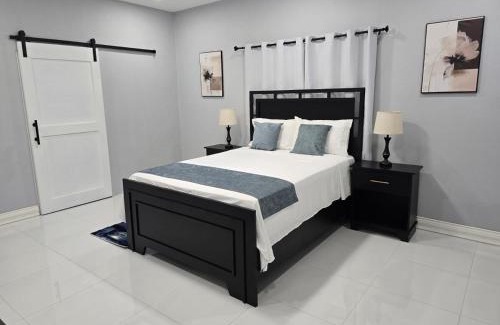May Pen Apartamento | The Luxe Paradise