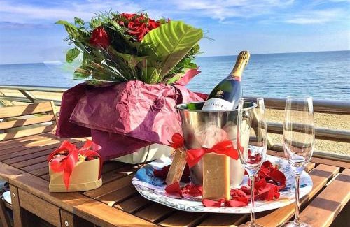Folkestone Apartamento | The luxury Beach property - Oceanbreeze