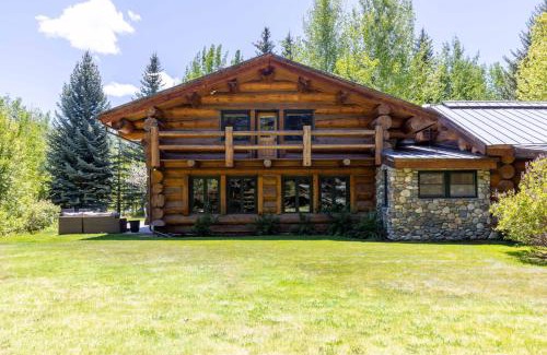 Sun Valley Casa | The Luxury Cabin at Comfort Circle