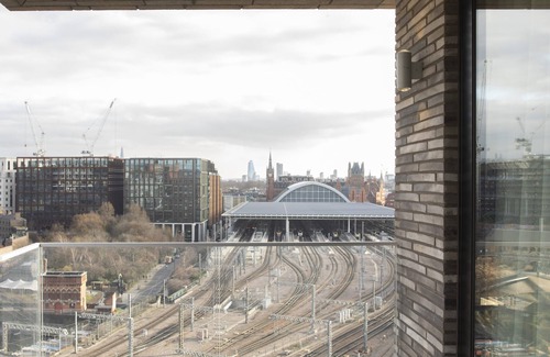 St. Pancras and Somers Town Apartamento | The Magnificent Enclave