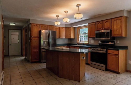 Sidney Casa | The Maine Experience: Where expansive nature meets modern comfort...