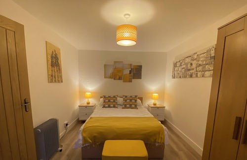 St. Florence Apartamento | The Maltings 2 Bedroom Apartment