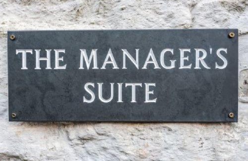 New Mills Casa | The Manager's Suite 2
