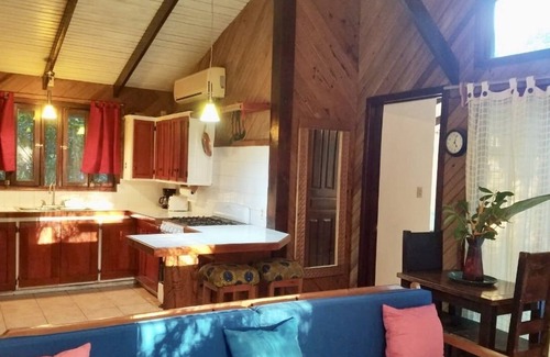 Sandy Bay Casa | The Mango House 2 + 2 FURN Bungalow con gran terraza con vista al mar