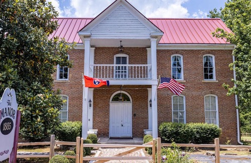 Altamont Casa | The Manor 1885