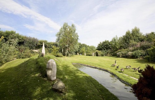 Airth Casa | The Manor at Plane Castle - Pet Friendly - Parking