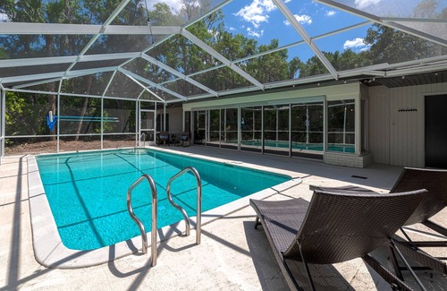 Fruit Cove Casa | ~The Manor Sleeps 12 Heated Pool & Seclusion~