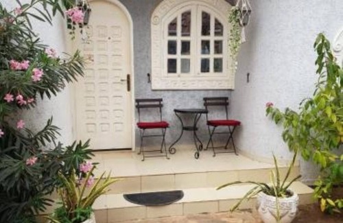 Lome Villa | The Manor.