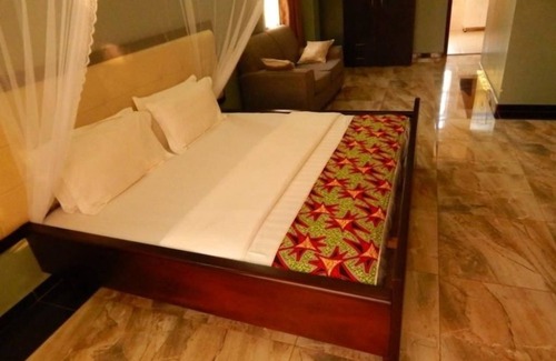 Jinja Hotel | The Mansion Hotel