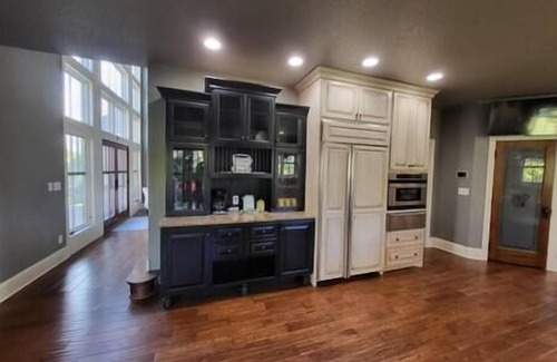 Alexandria Casa | The Maple Lake Villa