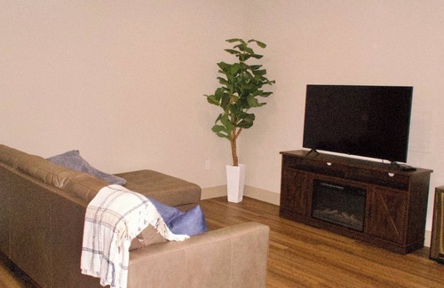 Elizabethtown Casa | The Maple Suite