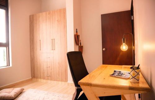 Entebbe Apartamento | The Maragena - Cozy & secure lakeside 2BR, family & WFH friendly