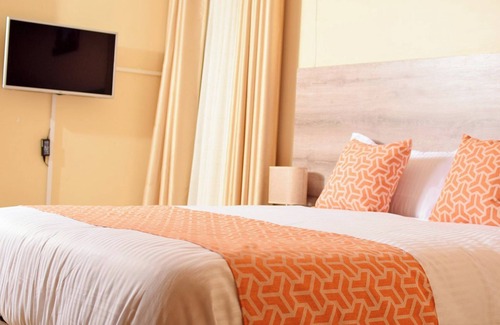 Siaya Hotel | The Marais Hotel and Suites- SIAYA