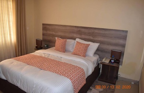 Siaya Hotel | The Marais Hotel and Suites- SIAYA