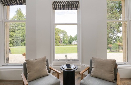 Newland Near Ulverston Cabaña | The Margaret Suite Stone Cross Mansion