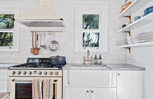 Callala Bay Casa | 'The Mariner' Jervis Bay Waterfront Beach House