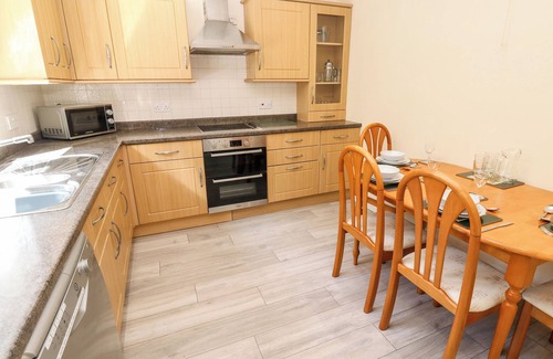 Coverack Cabaña | THE MARINERS, family friendly, country holiday cottage in Coverack